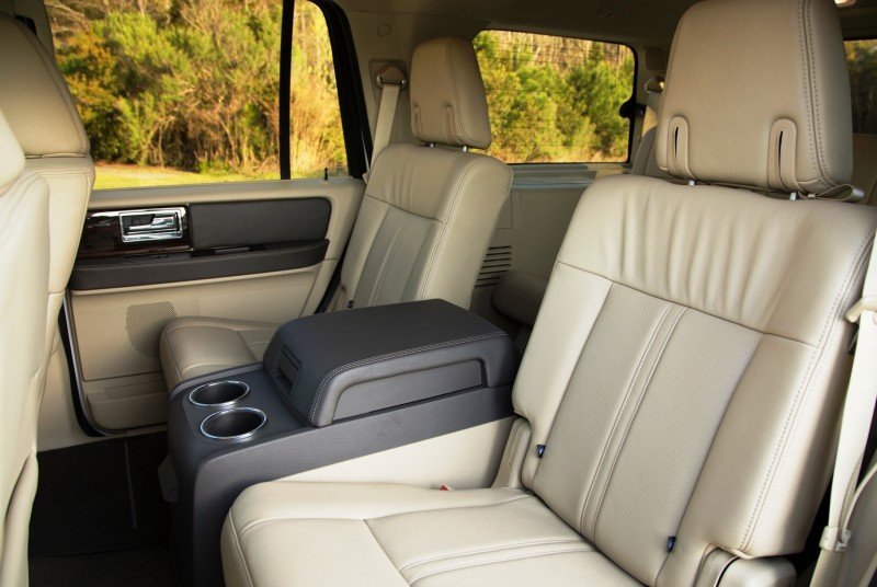 2015 Lincoln Navigator 8