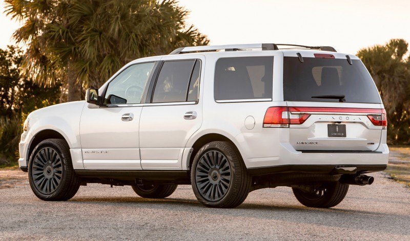 2015-Lincoln-Navigator-9dfv