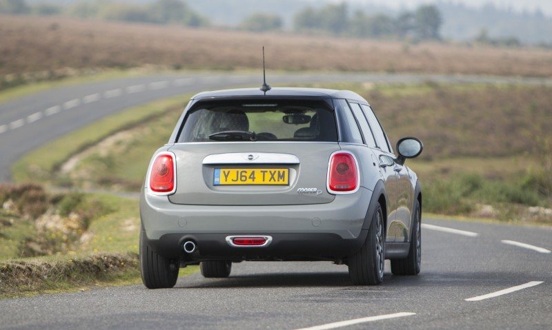 2015 MINI 5-Door 19