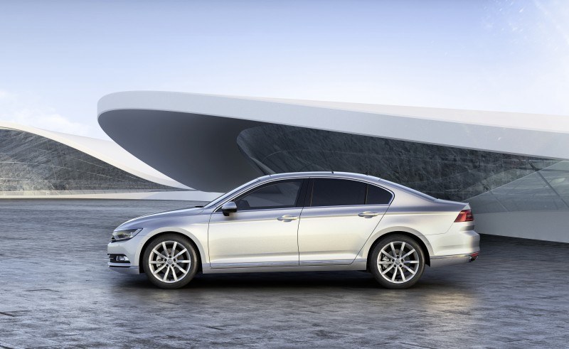 2015 Volkswagen Passat Debuts Fresh European-Model-Only Redesign 28