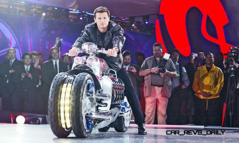 Dodge Tomahawk Concept World Debut  Detroit - January 6, 2003 -