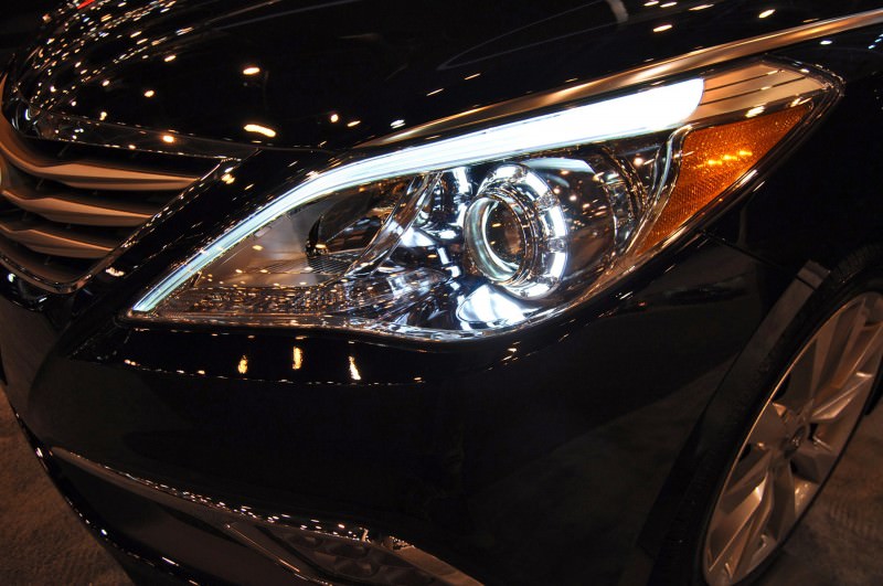 2015 Hyundai Azera LEDs 18