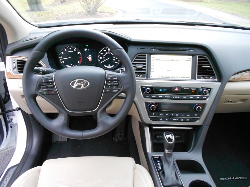 2015 Hyundai Sonata Limited Review 2