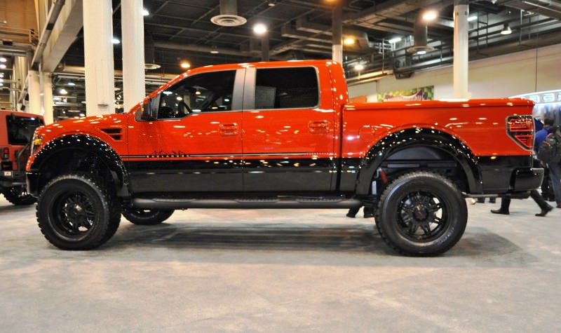 Houston Auto Show Customs - Top 10 LIFTED TRUCKS 46