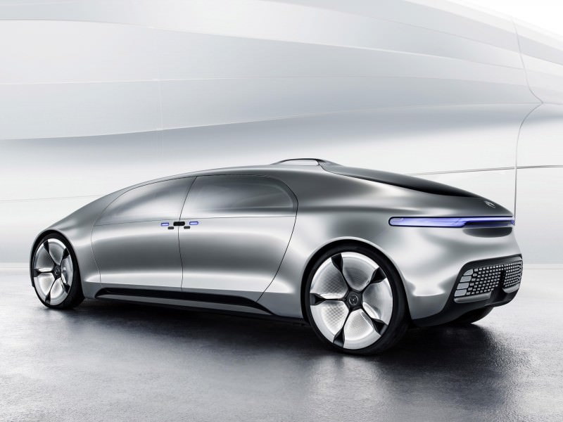 Mercedes-Benz F 015 Concept 32