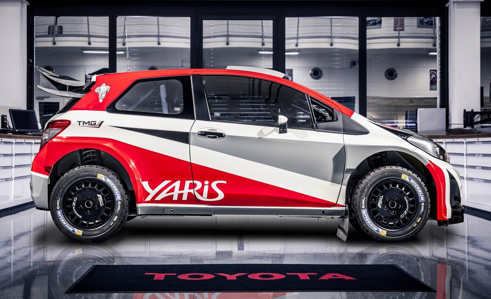 2017 toyota yaris wrc