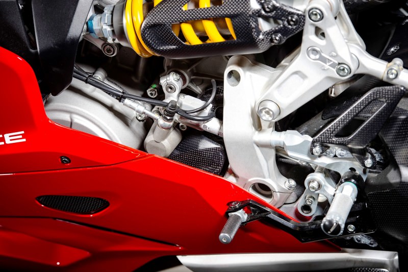 133-1299PanigaleS_accessoriesed_22