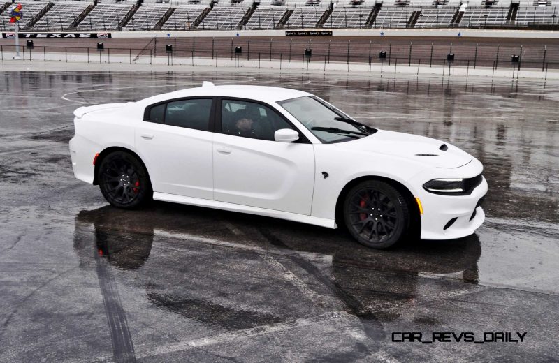 2015 Dodge Charger SRT HELLCAT Review 46