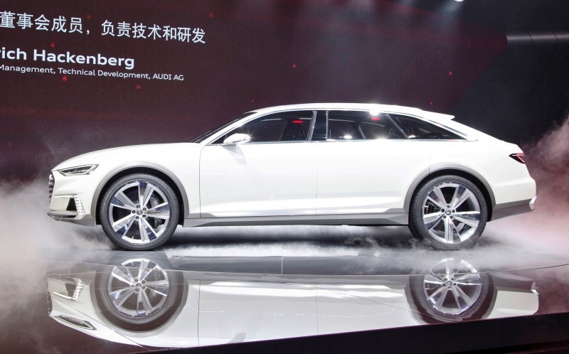 2015 Audi Prologue Avant Concept 30