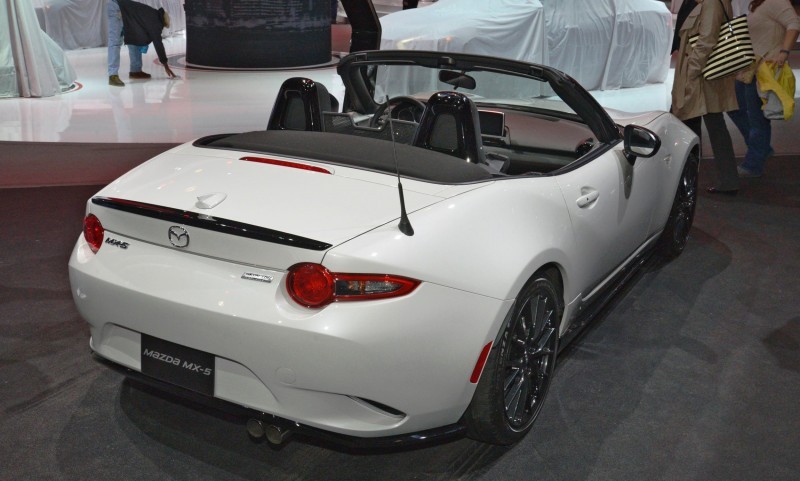 #NYIAS 2015 Showfloor Gallery 25