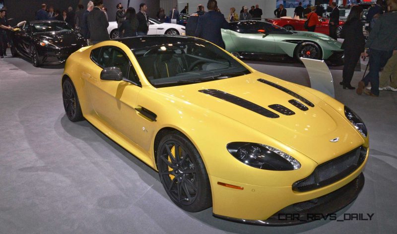 #NYIAS 2015 Showfloor Gallery 41