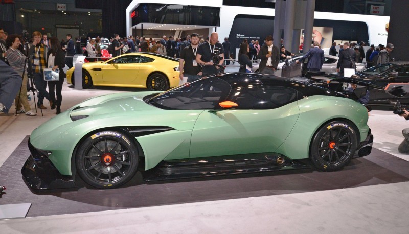 #NYIAS 2015 Showfloor Gallery 42