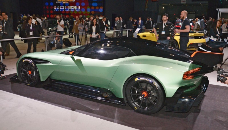 #NYIAS 2015 Showfloor Gallery 43