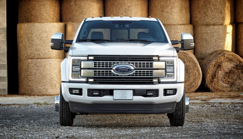 17FordF450Platinum_3097_HR