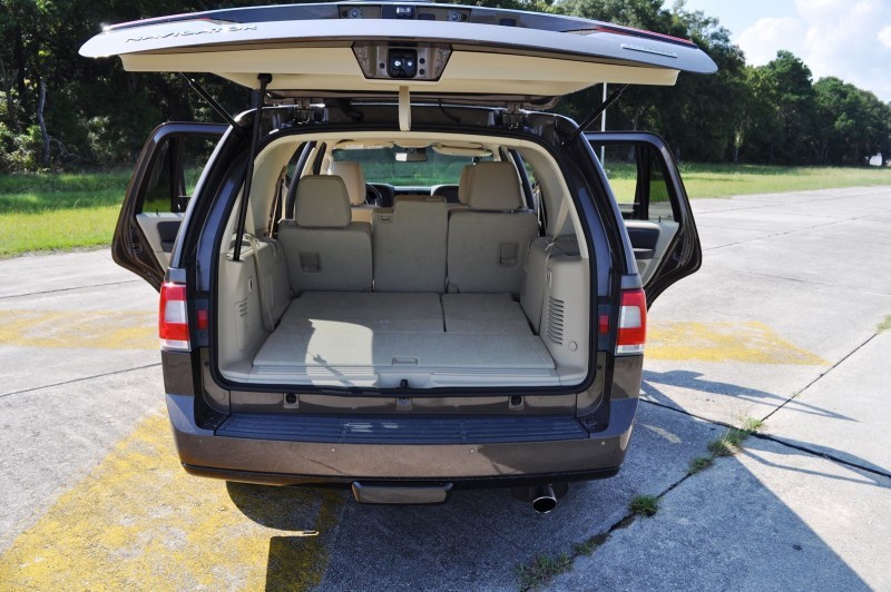 2015 Lincoln NAVIGATOR 4x4 Reserve - Interior Photos 5