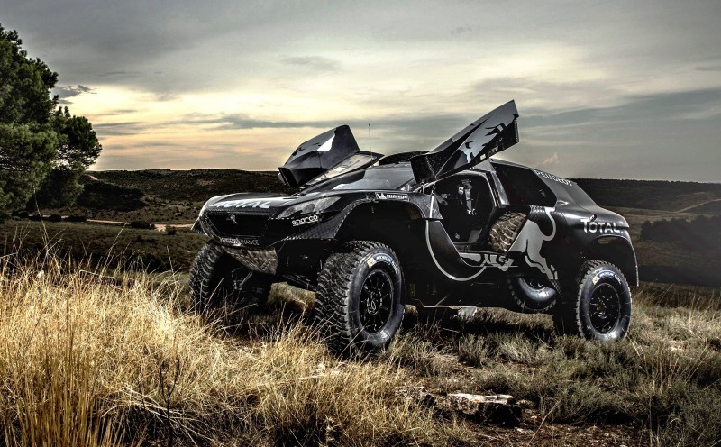 2016 Peugeot DKR16 Rally Racer 14