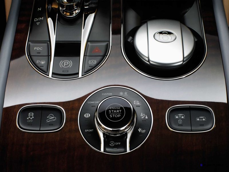 2017 Bentley BENTAYGA Interior 8