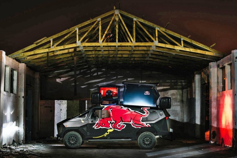2015 South African RED BULL Concept Truck is Defender 130 APC 20