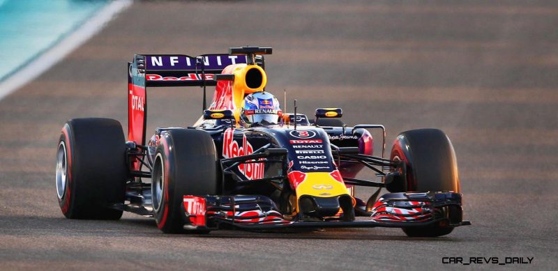 ABU DHABI, UNITED ARAB EMIRATES - NOVEMBER 29: Daniel Ricciardo of Australia and Infiniti Red Bull Racing drives during the Abu Dhabi Formula One Grand Prix at Yas Marina Circuit on November 29, 2015 in Abu Dhabi, United Arab Emirates. (Photo by Paul Gilham/Getty Images)