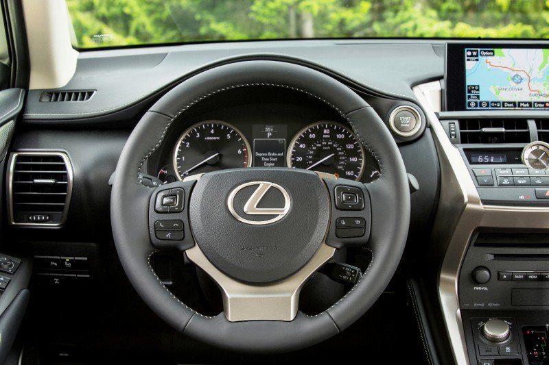 2015_Lexus_NX_200t_013