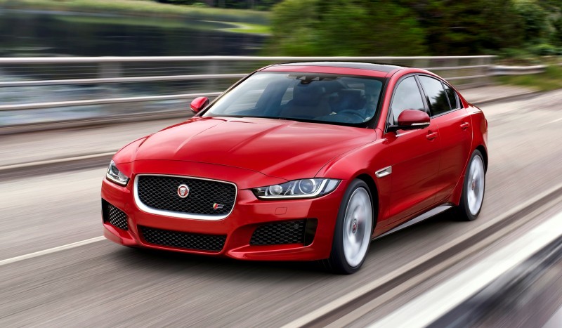 2016 Jaguar XE 16