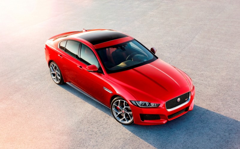 2016 Jaguar XE 7