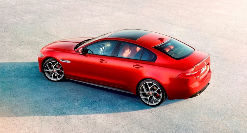 2016 Jaguar XE 8