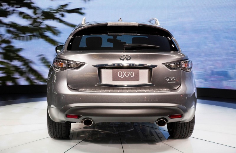 QX70NYIAS_3