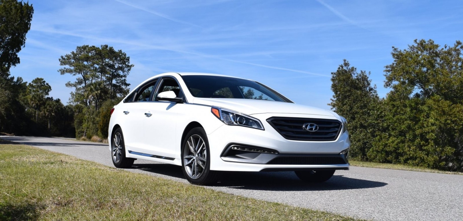 HD Road Test Review - 2016 Hyundai SONATA SPORT 2.0T (+Drive Video)