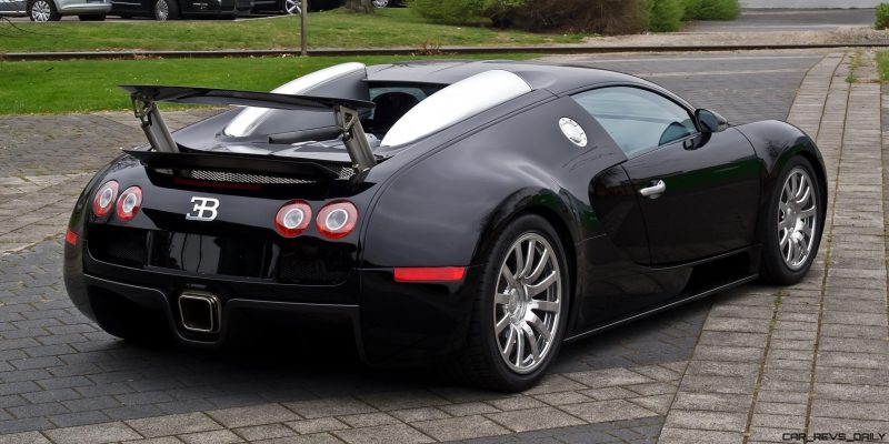 bugatti_veyron_16-4_-_heckansicht_4_5-_april_2012_dusseldorf