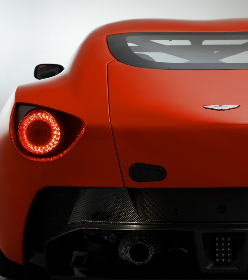 Aston Martin V12 ZAGATO Diavolo Red 113