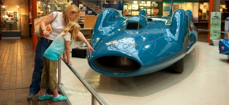 Bluebird V and Bluebird CN7 Reunited and Viewable by Public at Beaulieu National Motor Museum 16