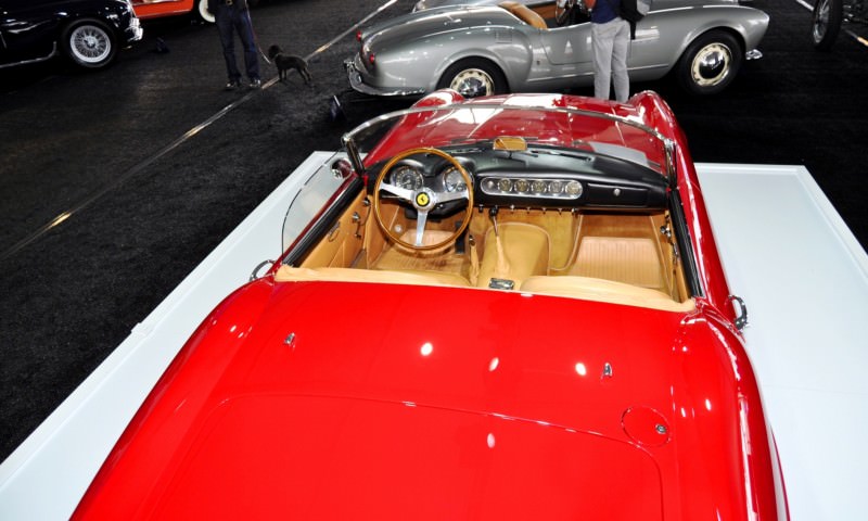 Car-Revs-Daily.com 1961 Ferrari 250GT SWB California Spider 19