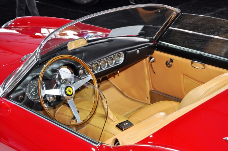 Car-Revs-Daily.com 1961 Ferrari 250GT SWB California Spider 20