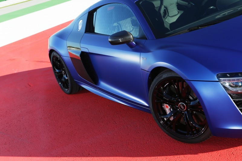 Car-Revs-Daily.com 2014 AUDI R8 V10 Plus in Sepang Matte Metallic Blue 51