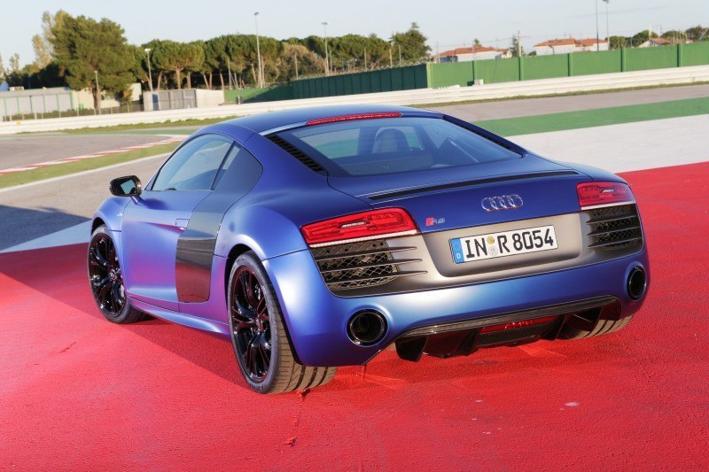 Car-Revs-Daily.com 2014 AUDI R8 V10 Plus in Sepang Matte Metallic Blue 62