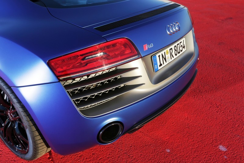 Car-Revs-Daily.com 2014 AUDI R8 V10 Plus in Sepang Matte Metallic Blue 63