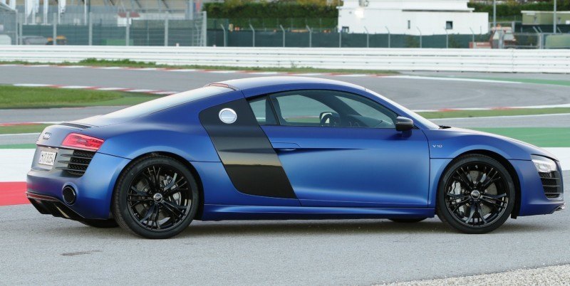 Car-Revs-Daily.com 2014 AUDI R8 V10 Plus in Sepang Matte Metallic Blue 75