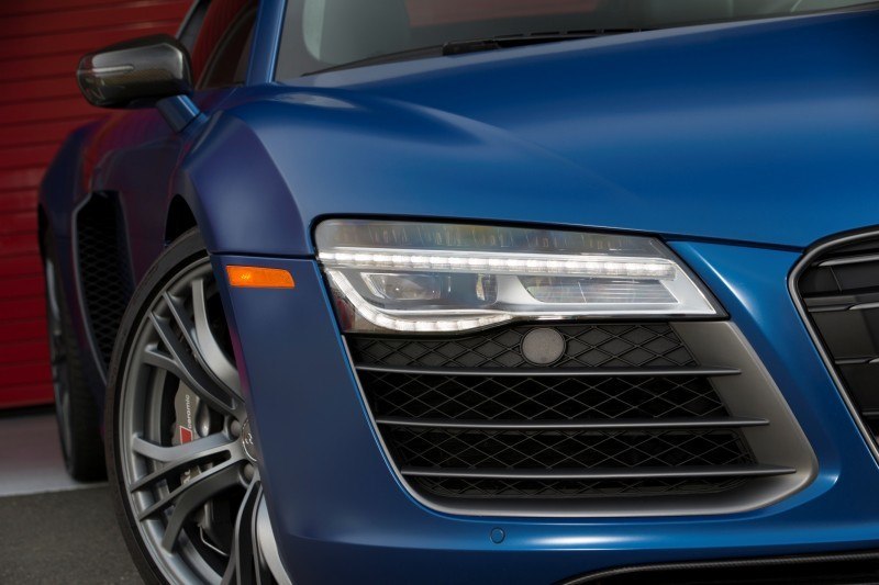 Car-Revs-Daily.com 2014 AUDI R8 V10 Plus in Sepang Matte Metallic Blue 91