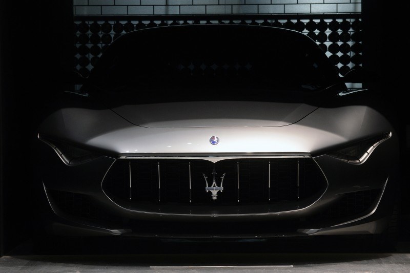 Car-Revs-Daily.com 2014 Maserati Alfieri Concept - Close-up, High-Res Details in 82 New Photos 21