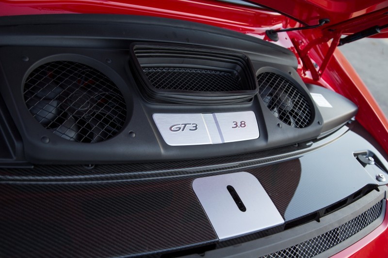 Car-Revs-Daily.com 2014 Porsche 911 GT3 is Race-Ready Street Car 19