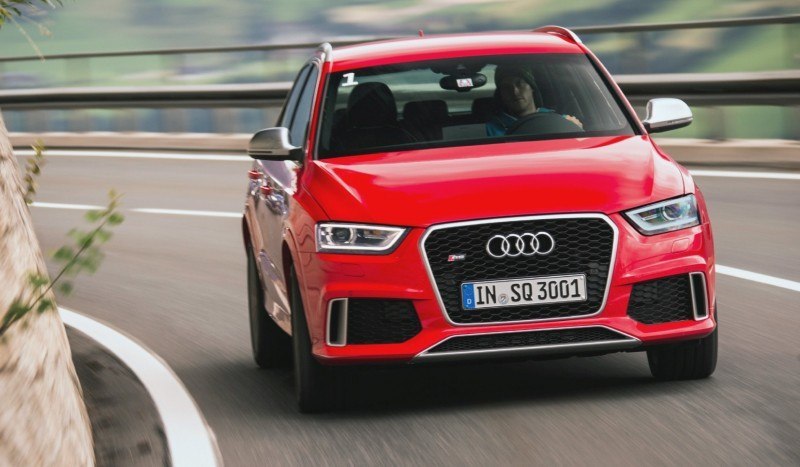 Car-Revs-Daily.com 2015 Audi RS Q3 10