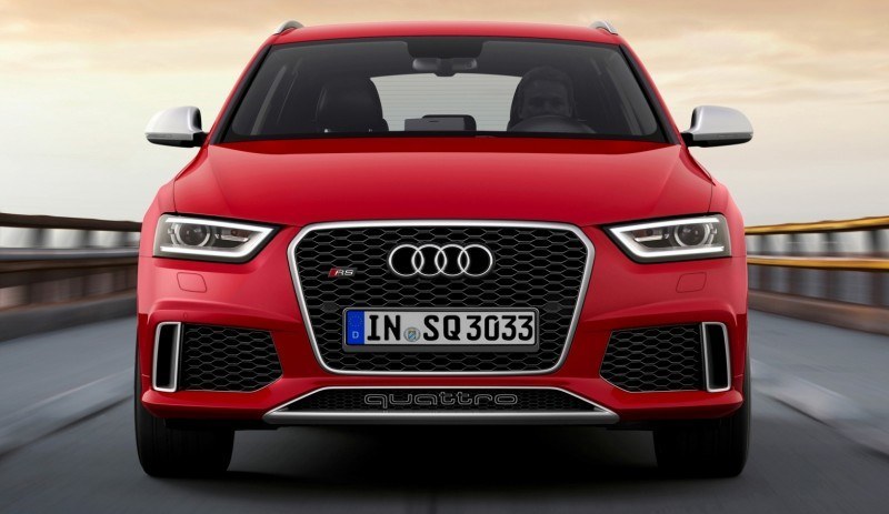 Car-Revs-Daily.com 2015 Audi RS Q3 2