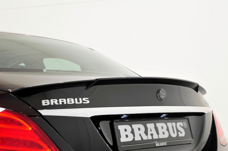 Car-Revs-Daily.com 2015 BRABUS C-Class 18