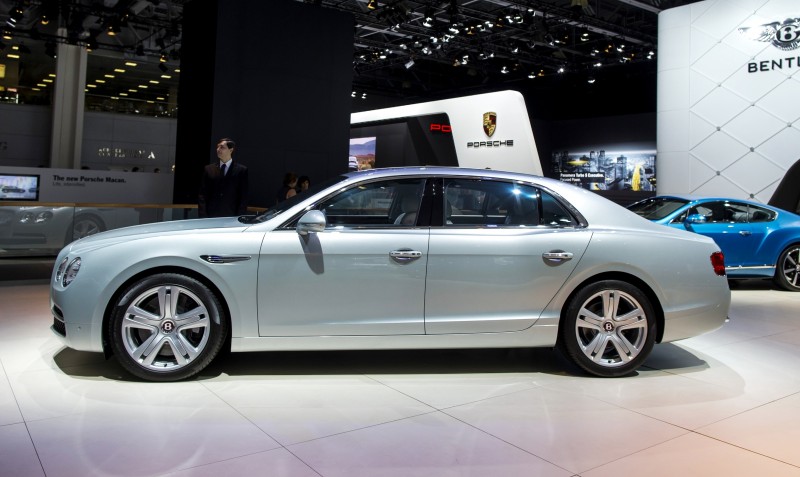 Car-Revs-Daily.com 2015 Bentley Flying Spur V8 Debuts in Moscow 7