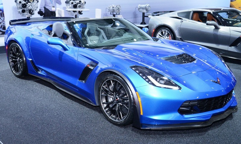 Car-Revs-Daily.com 2015 Chevrolet Corvette Z06 Convertible Studio Shoot 23