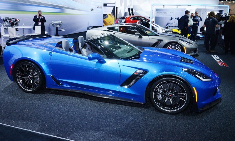 Car-Revs-Daily.com 2015 Chevrolet Corvette Z06 Convertible Studio Shoot 24