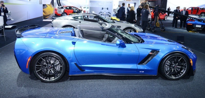 Car-Revs-Daily.com 2015 Chevrolet Corvette Z06 Convertible Studio Shoot 25