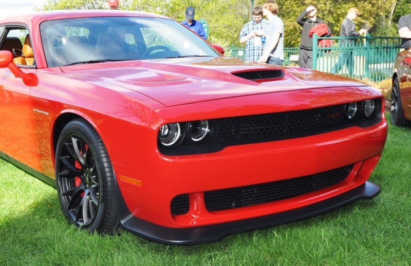 Car-Revs-Daily.com - 2015 Dodge Challenger SRT Hellcat Debut Photos and Video 27