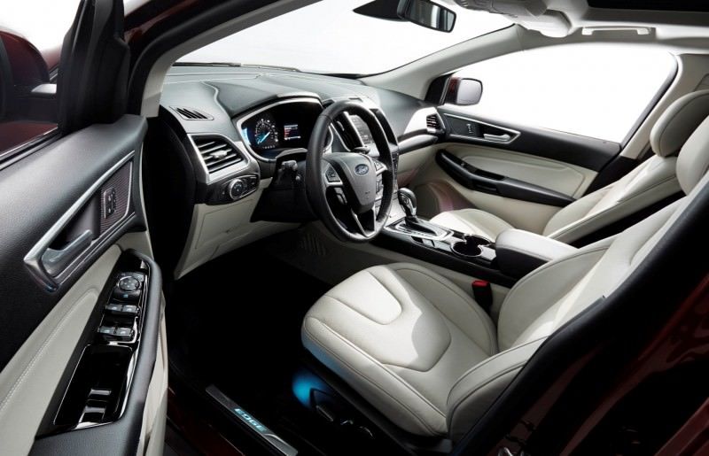 Car-Revs-Daily.com 2015 Ford Edge Sport and Titanium INTERIOR 31